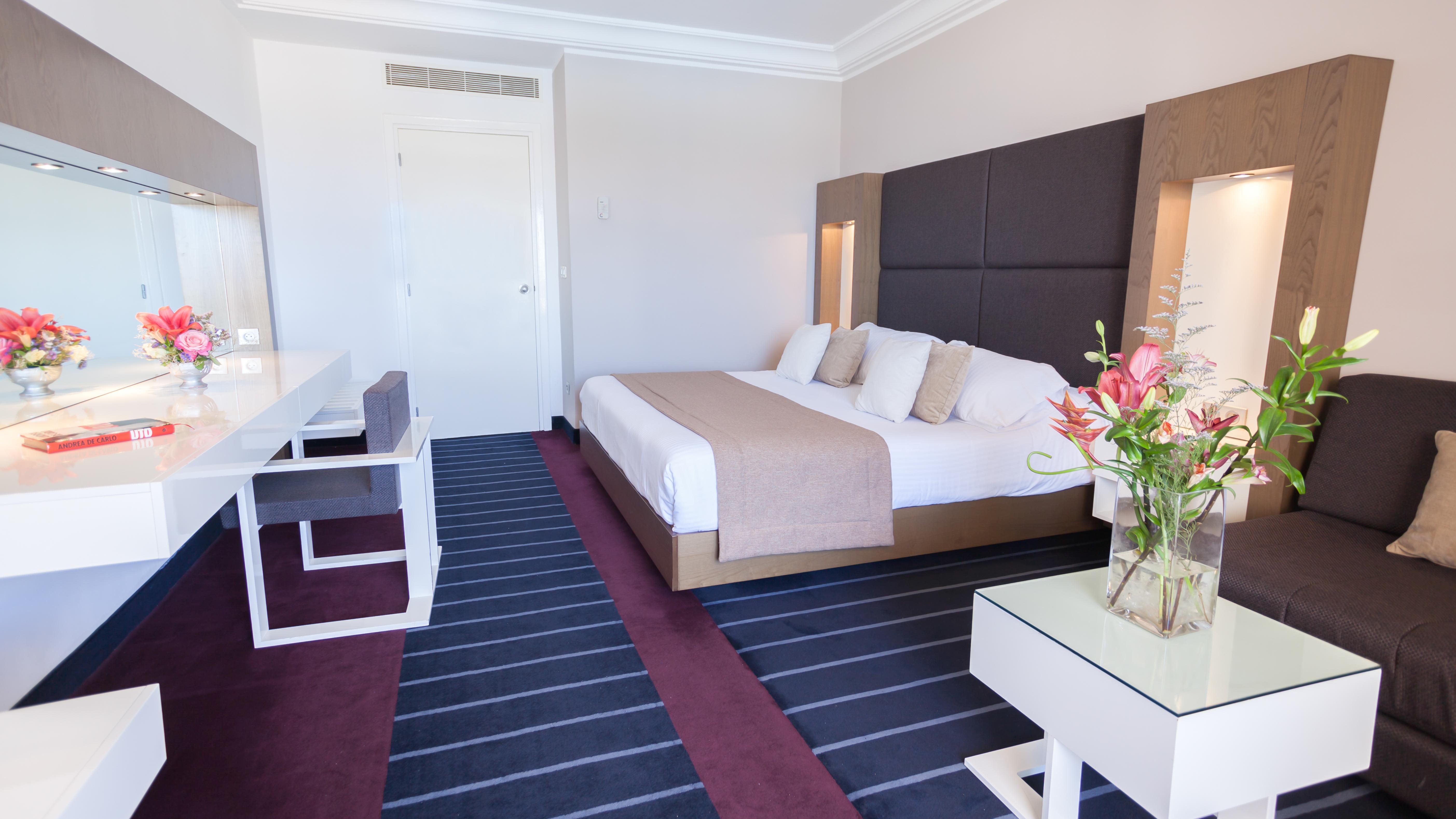 El Mouradi Gammarth Hotel Exterior photo A room at the hotel